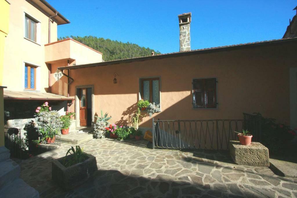 Al Casale Del Vecchio Mulino Hotel Rocchetta di Vara Luaran gambar